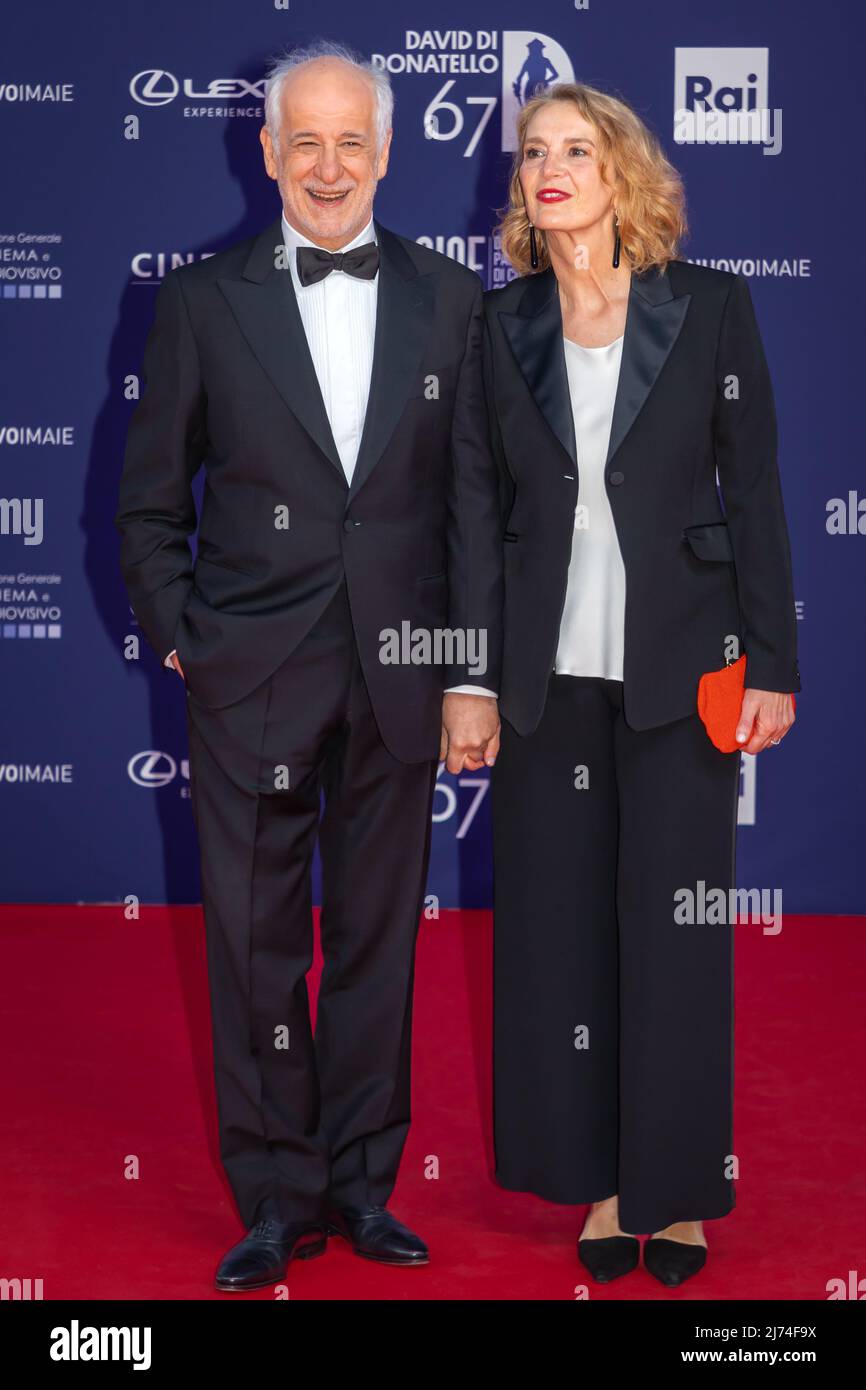 May 3, 2022, Rome, RM, Italy: Toni Servillo and Manuela Lamanna attends the red carpet of the David di Donatello 2022 awards ceremony in the CinecittÃ  Studios in Rome. (Credit Image: © Gennaro Leonardi/Pacific Press via ZUMA Press Wire) Stock Photo