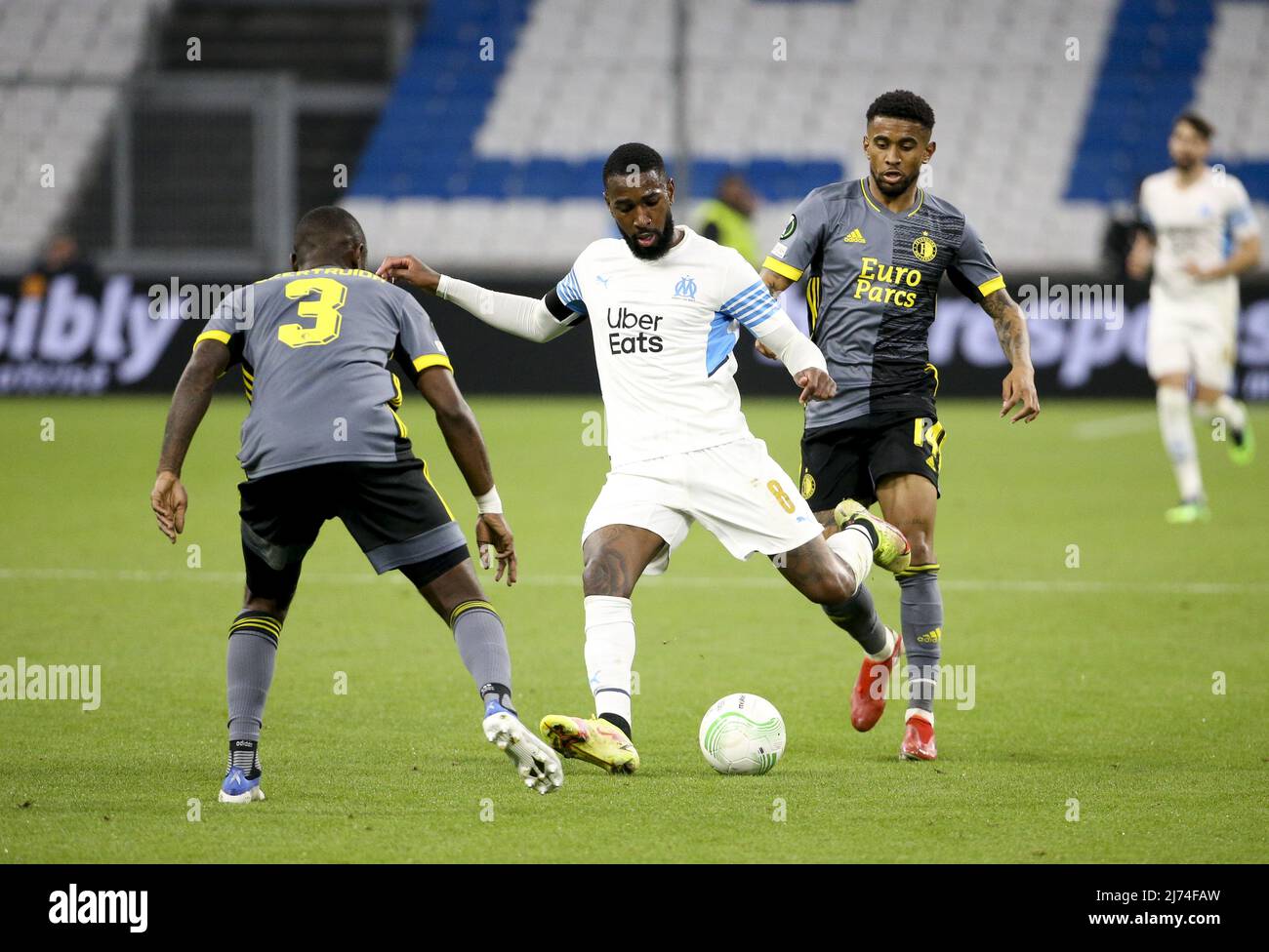 Gerson Santos da Silva of Marseille, Reiss Nelson of Feyenoord during the UEFA Europa Conference League semi-final second leg football match between Olympique de Marseille (OM) and Feyenoord Rotterdam on May 5, 2022 at Stade Velodrome in Marseille, France - Photo: Jean Catuffe/DPPI/LiveMedia Stock Photo