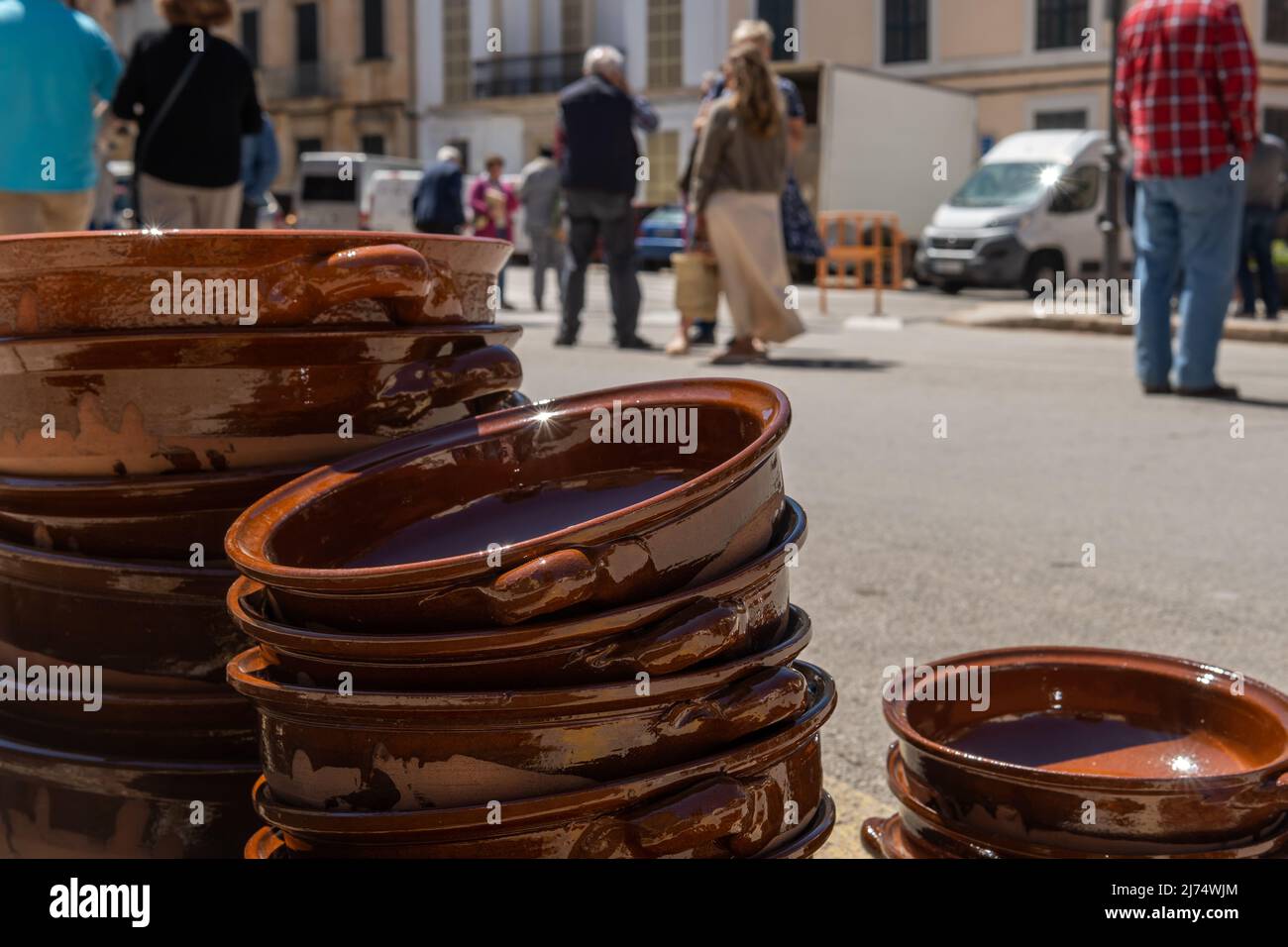 Cooking vessels hires stock photography and images Alamy