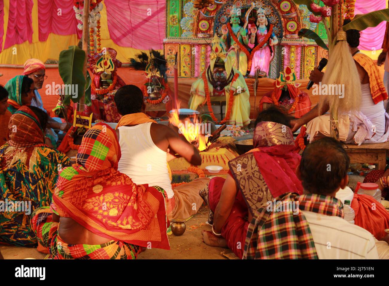 13 April 2022: Havan Yagya Fire Ceremony by Several people On the Occasion of Hanuman Jayanti at Bhadrak, Odisha, India Stock Photo