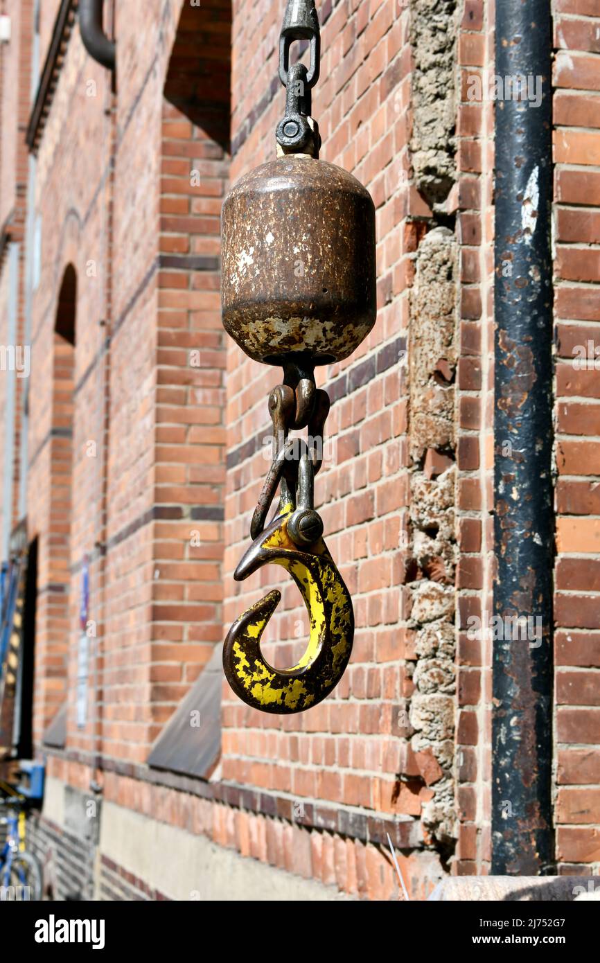 Liebes-Schloss Sammlung an einer Brücke in Hamburg Stock Photo