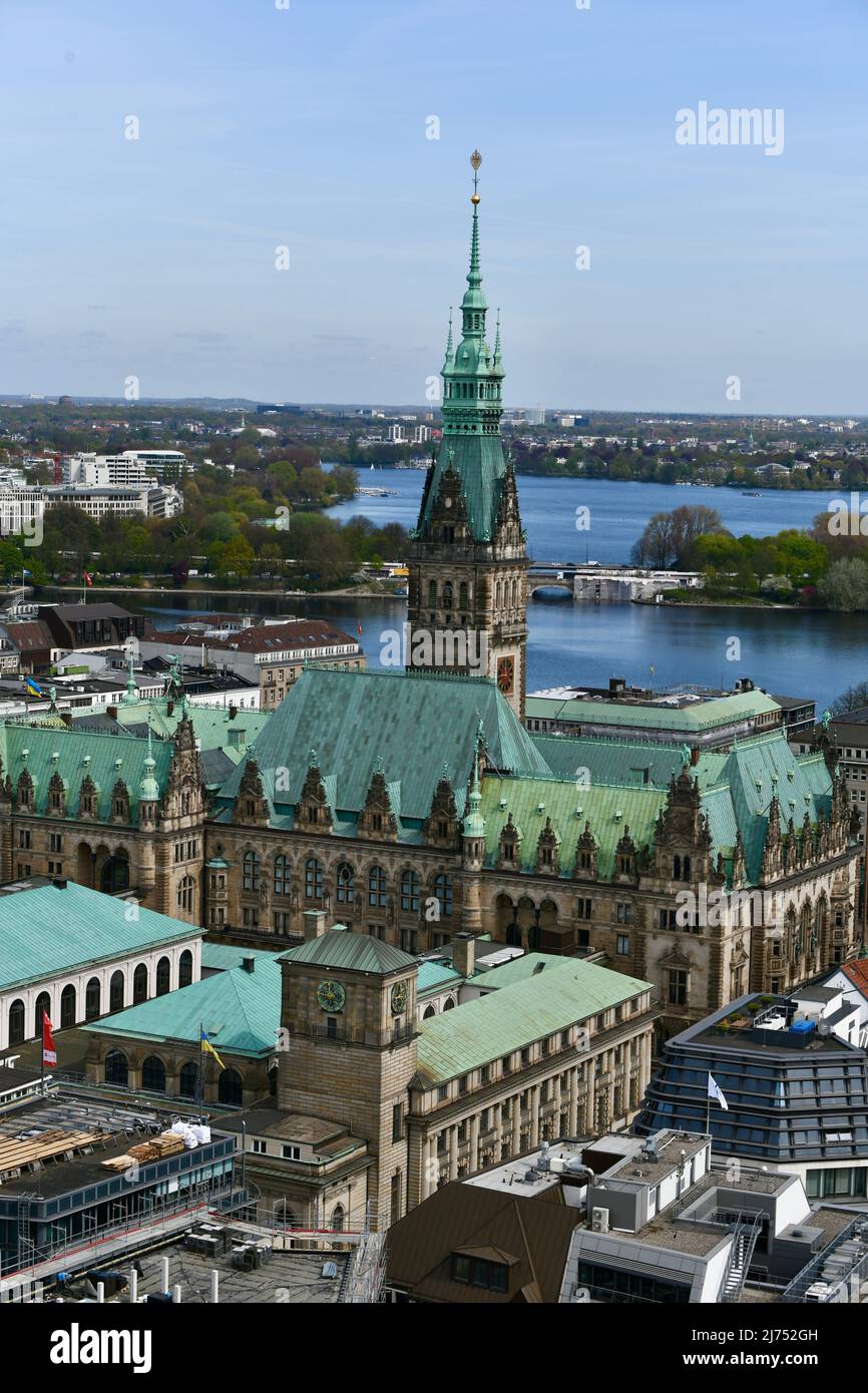 Blick auf Hamburg von der Nikolaikirche aus Stock Photo
