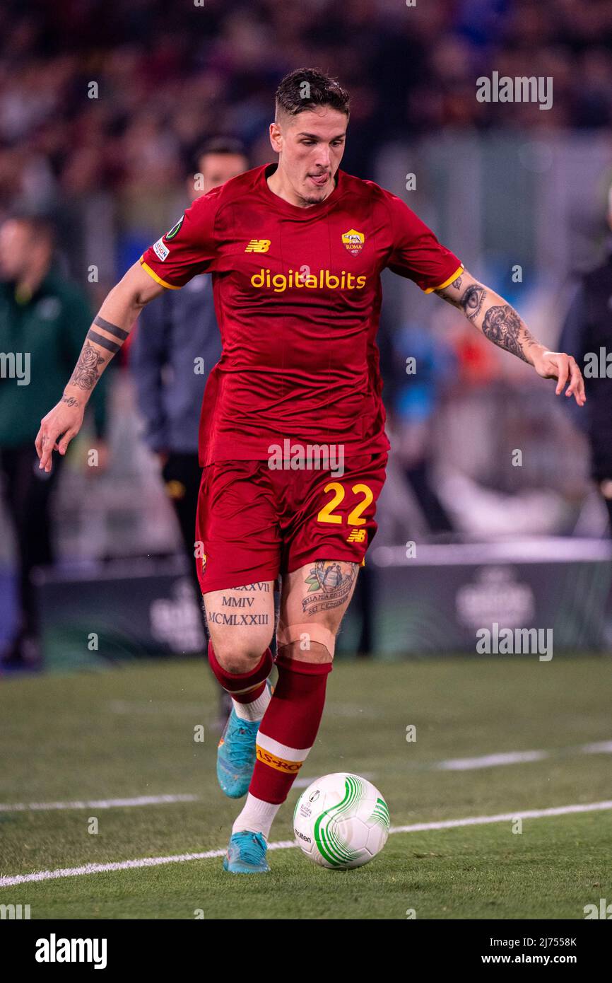 Rome Italy 2022 Nicolo Zaniolo Roma Vanheusden Gen Action Italian – Stock  Editorial Photo © m.iacobucci.tiscali.it #546111772