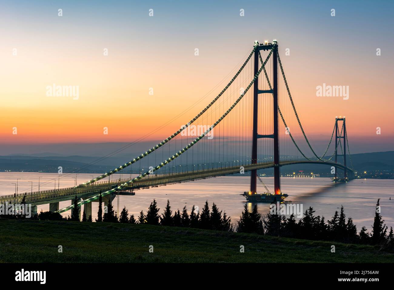 1915 Canakkale Bridge in Canakkale, Turkey. World's longest suspension bridge opened in Turkey. Turkish: 1915 Canakkale Koprusu. Bridge connect the La Stock Photo