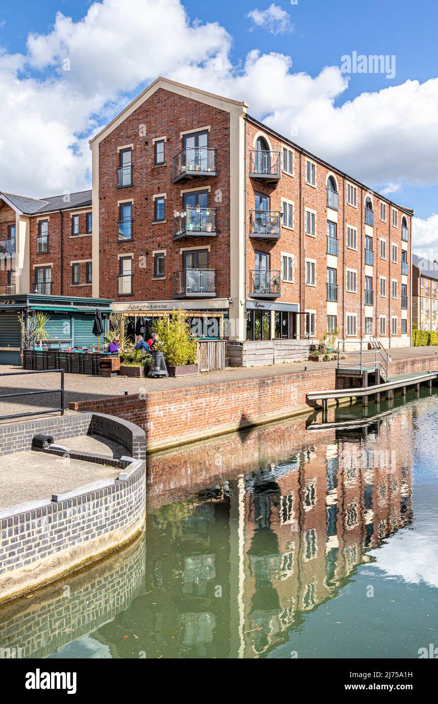 Modern waterside properties and Kitch Coffee & Wine Bar beside the