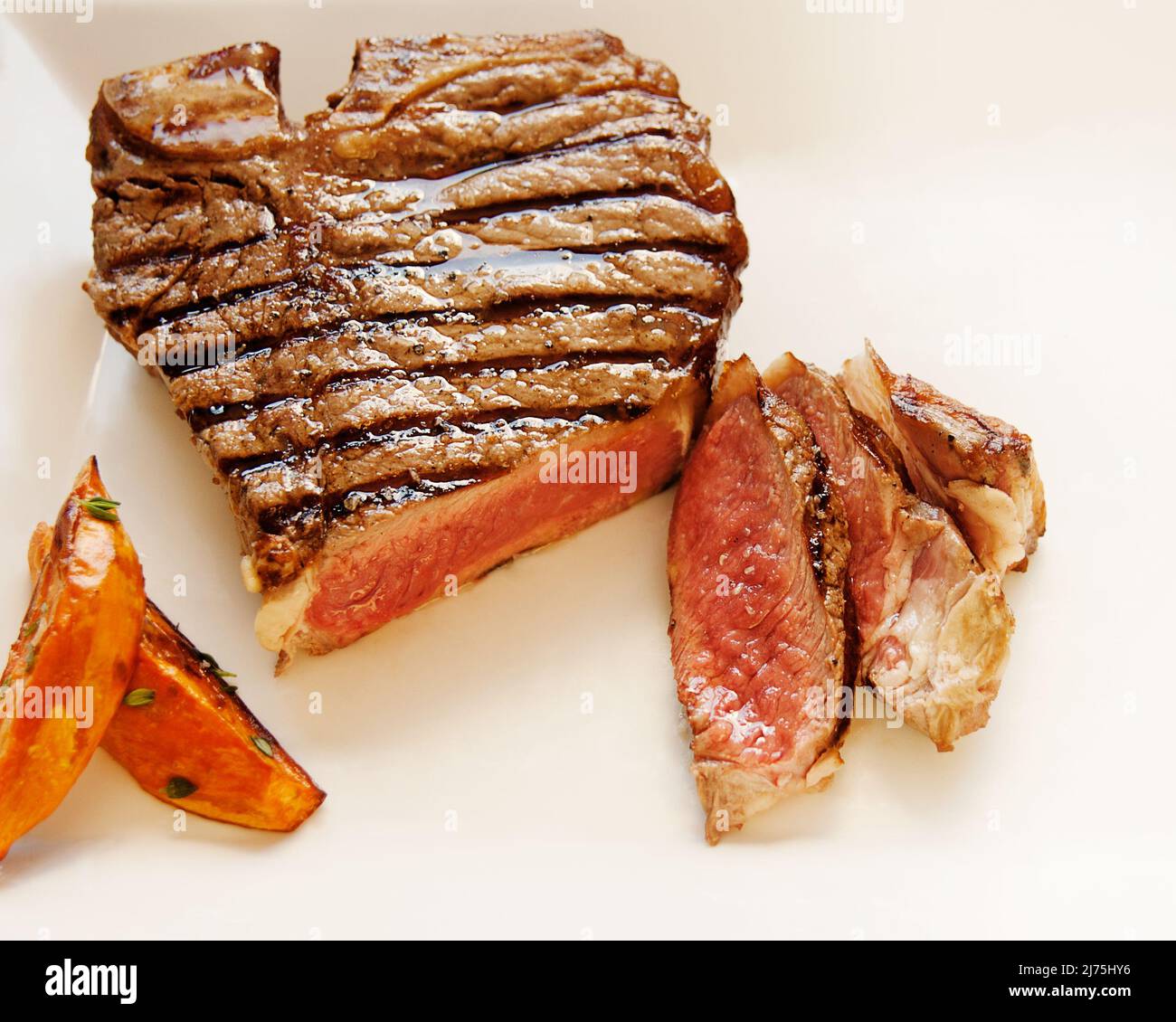 Steak with sweet potato fries hi-res stock photography and images - Alamy