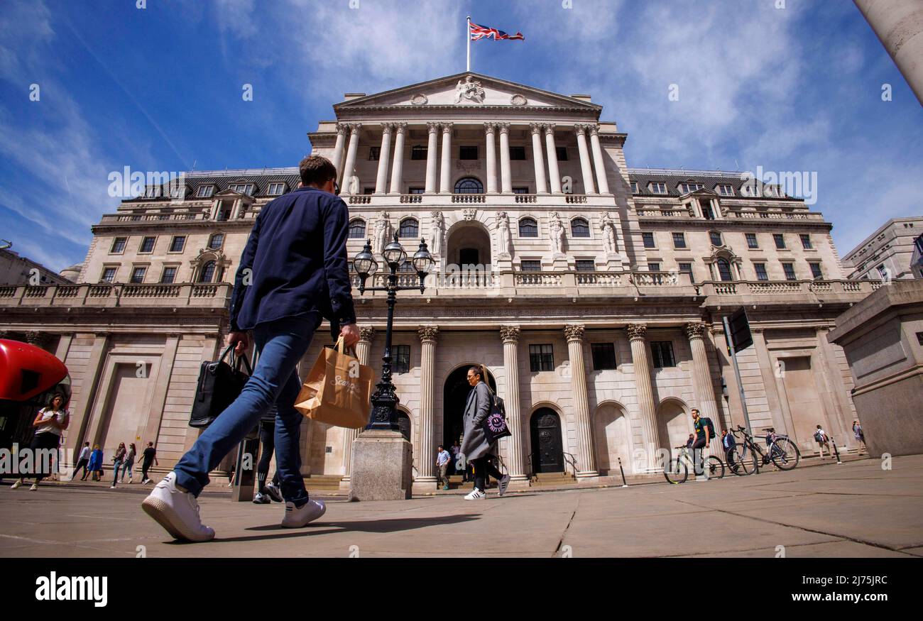 London, UK  6 May 2022 The Bank of England has warned the UK faces a 'sharp economic slowdown' this year as it raises interest rates to try to stem the pace of rising prices. Rates rose on Thursday May 5th to 1% from 0.75%, their highest level since 2009 and the fourth consecutive increase since December. Inflation - the rate at which prices rise - is at a 30-year high and set to hit 10% by the autumn as the Ukraine war drives up fuel and energy prices. Stock Photo