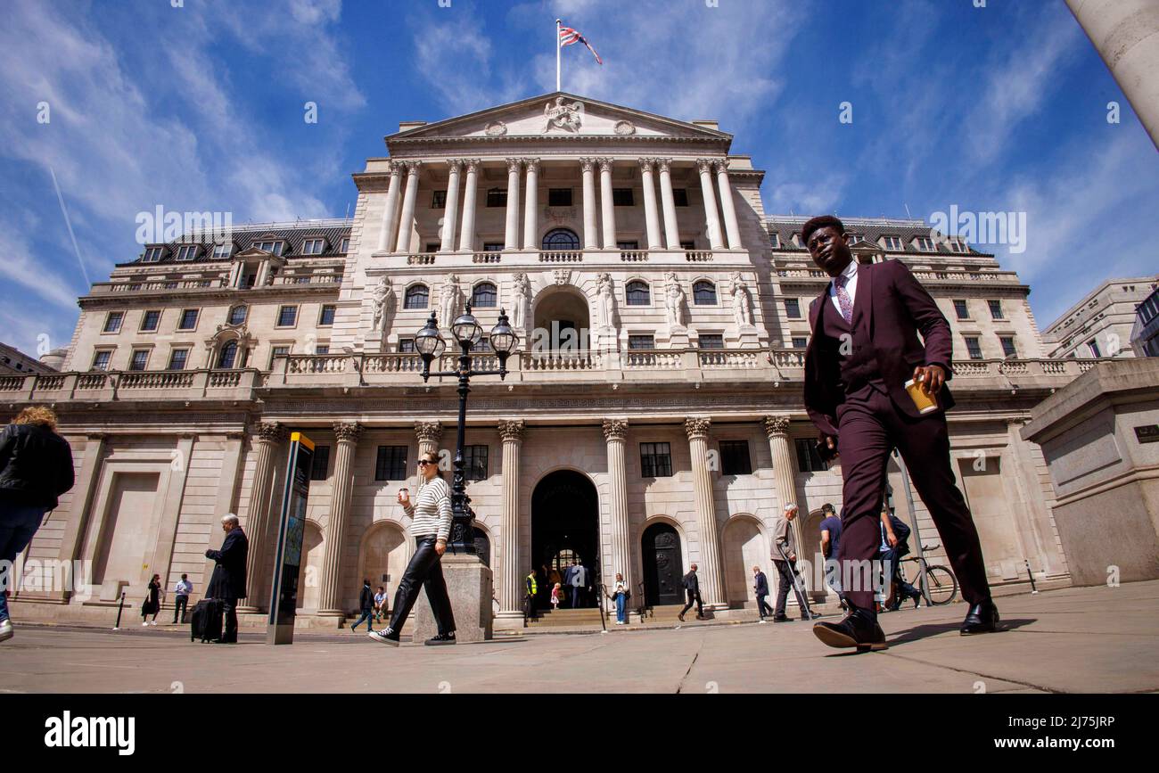 London, UK  6 May 2022 The Bank of England has warned the UK faces a 'sharp economic slowdown' this year as it raises interest rates to try to stem the pace of rising prices. Rates rose on Thursday May 5th to 1% from 0.75%, their highest level since 2009 and the fourth consecutive increase since December. Inflation - the rate at which prices rise - is at a 30-year high and set to hit 10% by the autumn as the Ukraine war drives up fuel and energy prices. Stock Photo