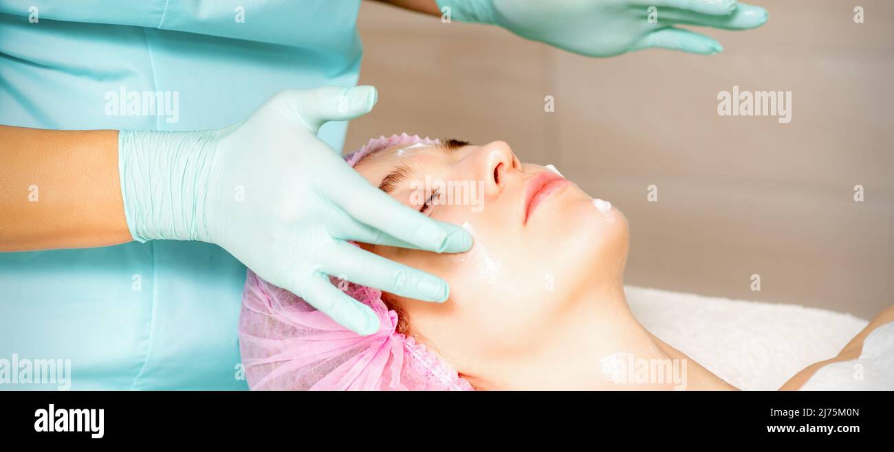 Skincare banner facial peeling hi-res stock photography and images - Alamy