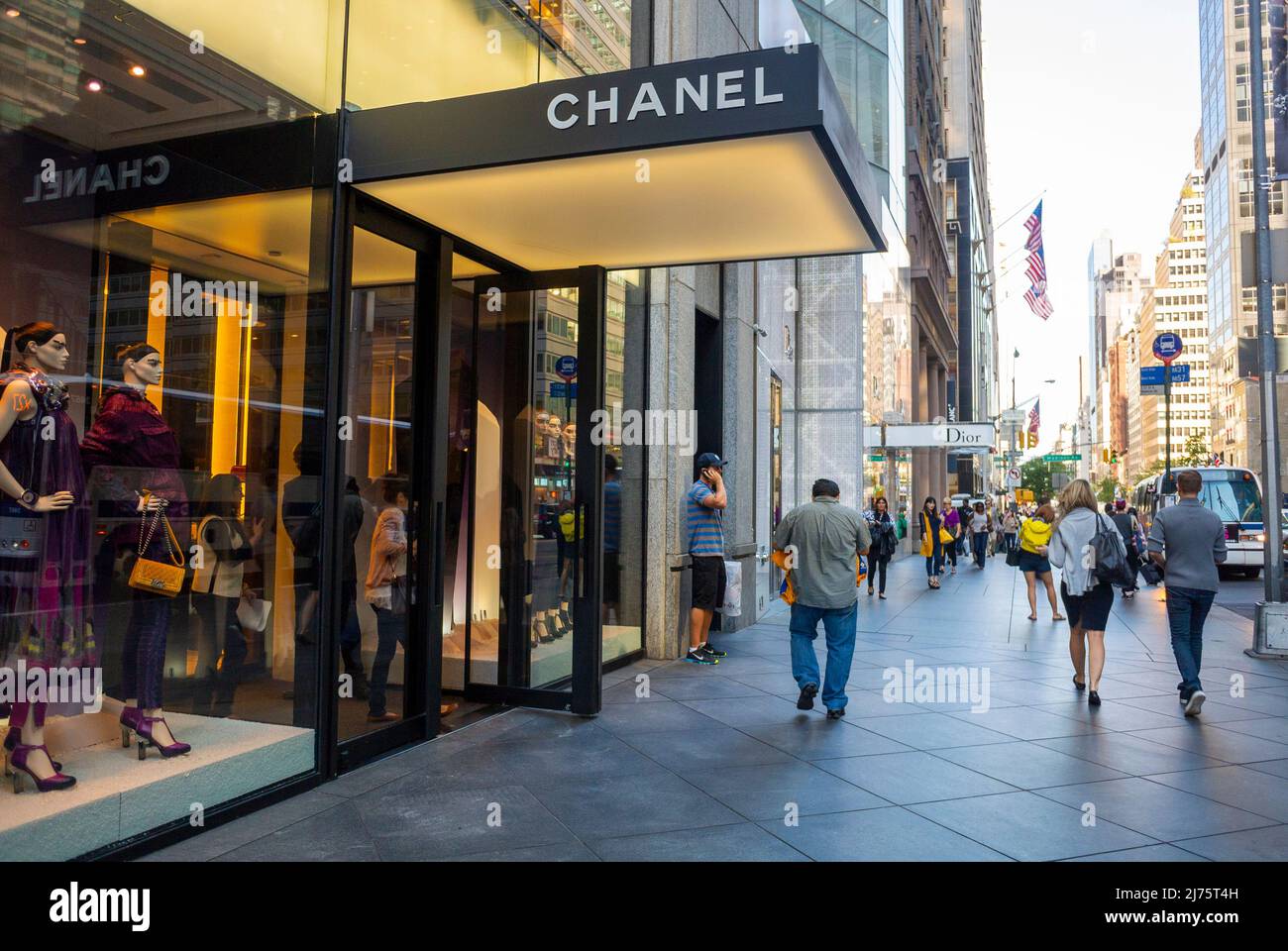 Chanel store new york hi-res stock photography and images - Alamy