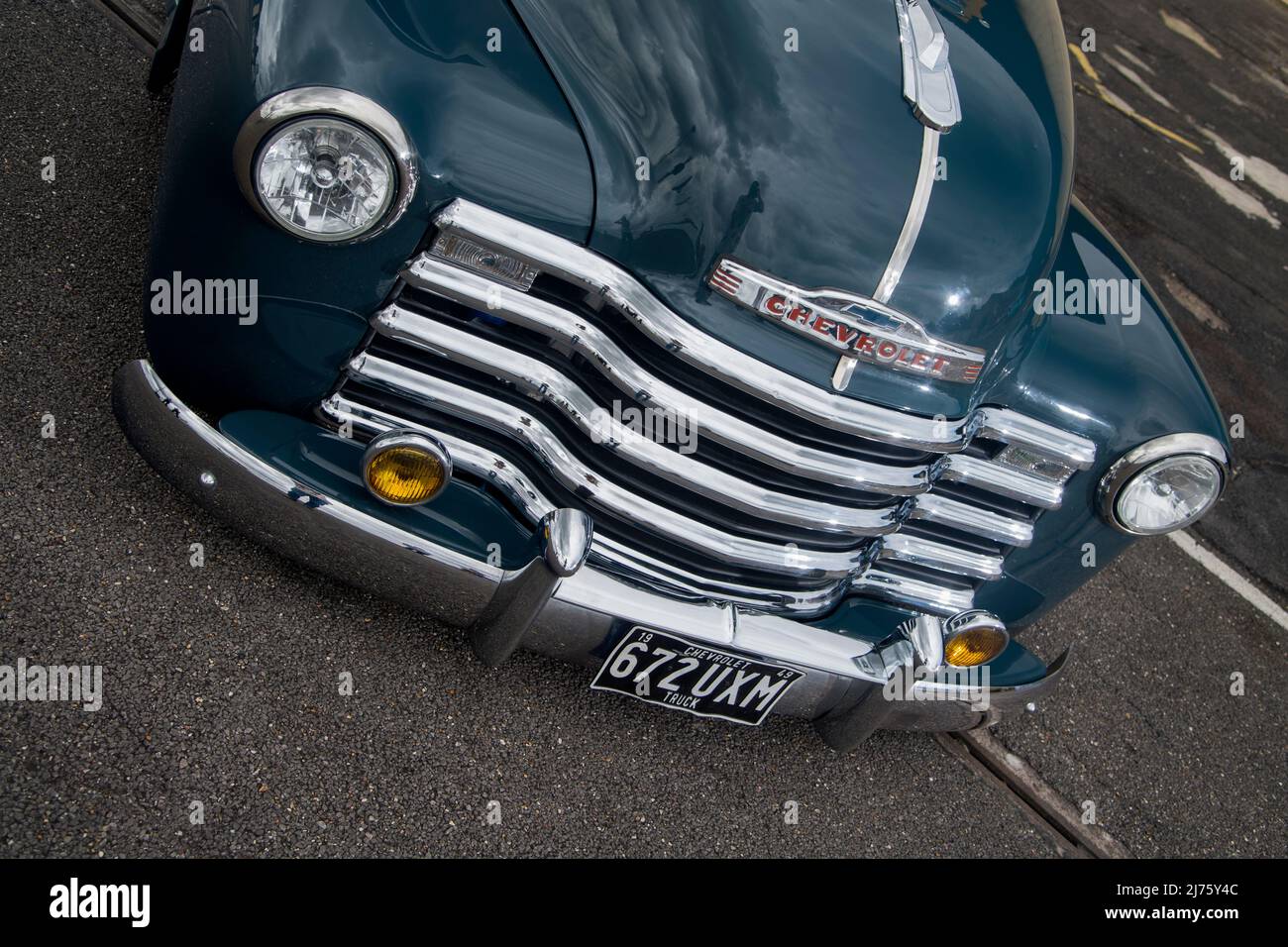 1954 Chevy 3100 pick up truck Stock Photo - Alamy