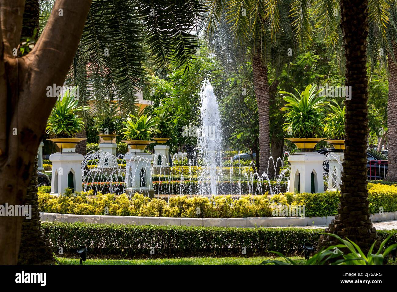 Fountain, Dusit Thani hotel complex, Hua Hin, Prachuap Khiri Khan province, Thailand, Gulf of Thailand, Asia Stock Photo
