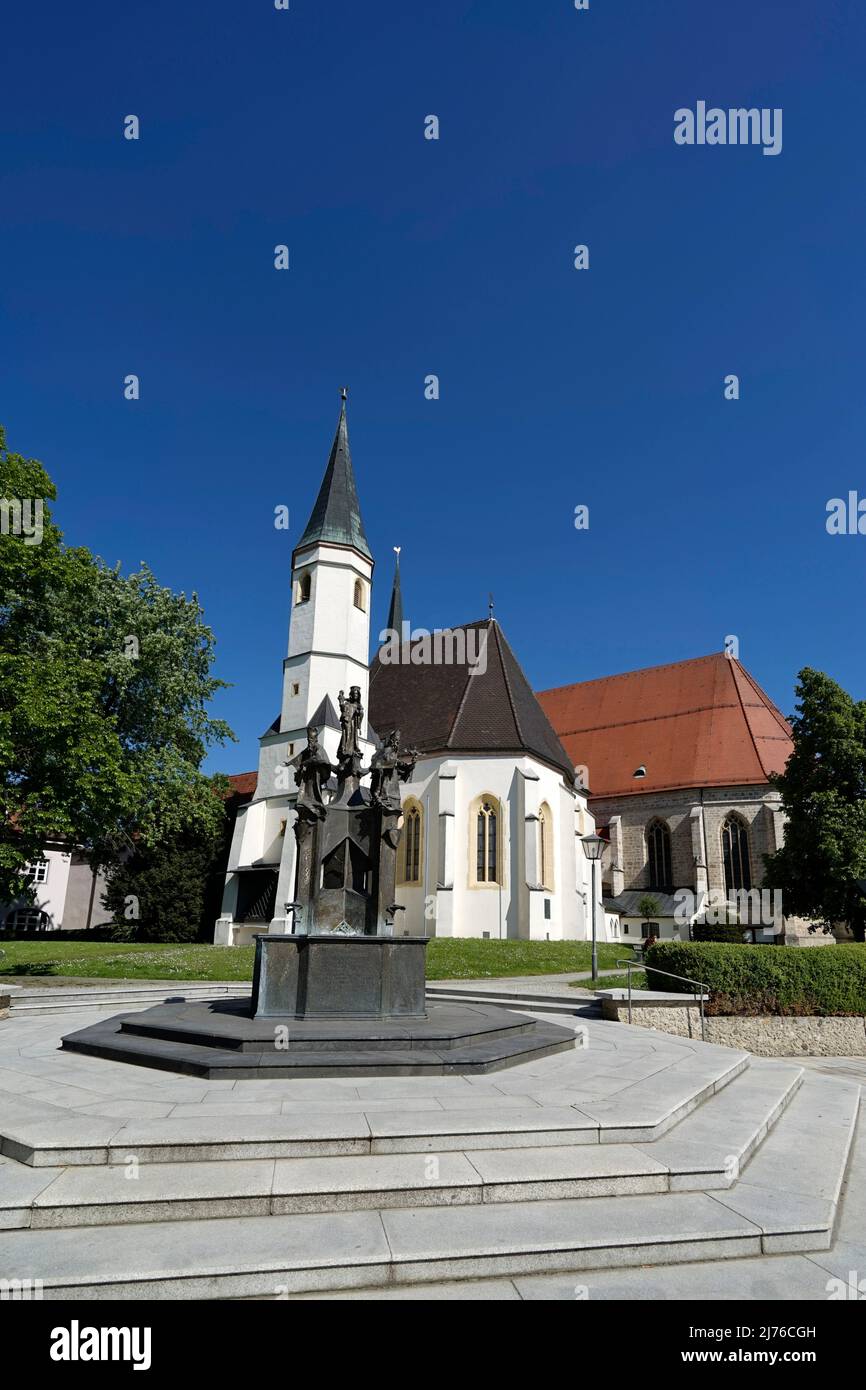 Germany, Bavaria, Upper Bavaria, Altötting, Tilly Chapel at the cloister of the Collegiate Church of St. Philip and St. James, Mary's Fountain Stock Photo