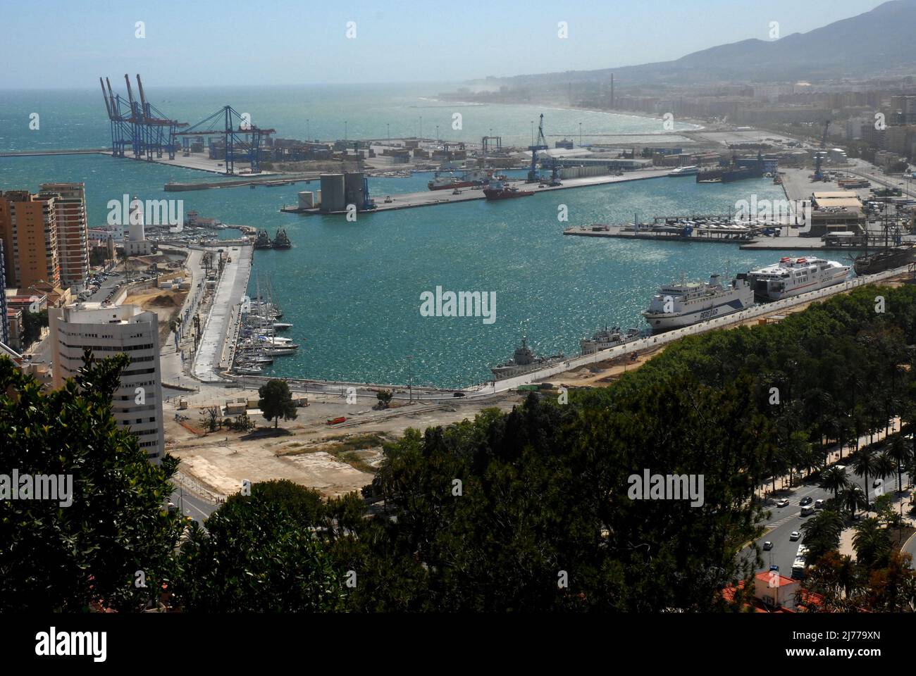 Puerto mercante, panoramica desde el parador de Gibralfaro, Malaga . foto: © Rosmi Duaso/fototext,BCN. Stock Photo