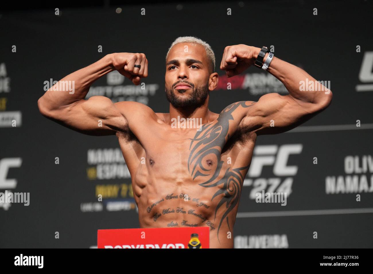 Phoenix, Arizona, United States. 06th May, 2022. PHOENIX, AZ - May 6: Danny Roberts steps on the scale for the fans in attendance at Hyatt Regency for UFC 274 - Oliveira vs Gaethje : Ceremonial Weigh-in on May 6, 2022 in Phoenix, Arizona, United States. (Photo by Louis Grasse/PxImages) Credit: Px Images/Alamy Live News Stock Photo