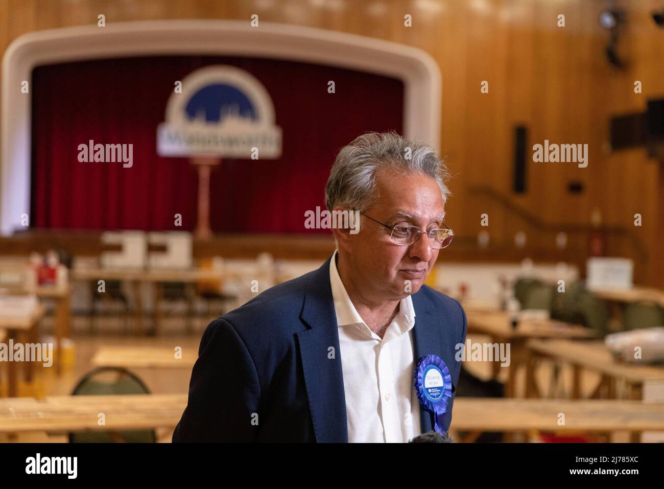 Wandsworth, Southwest London, UK. 6th May 2022. Ravi Govindia, Conservative Councillor faces the media after he lost Wandsworth Council to Labour. Credit: Jeff Gilbert/Alamy Live News Stock Photo