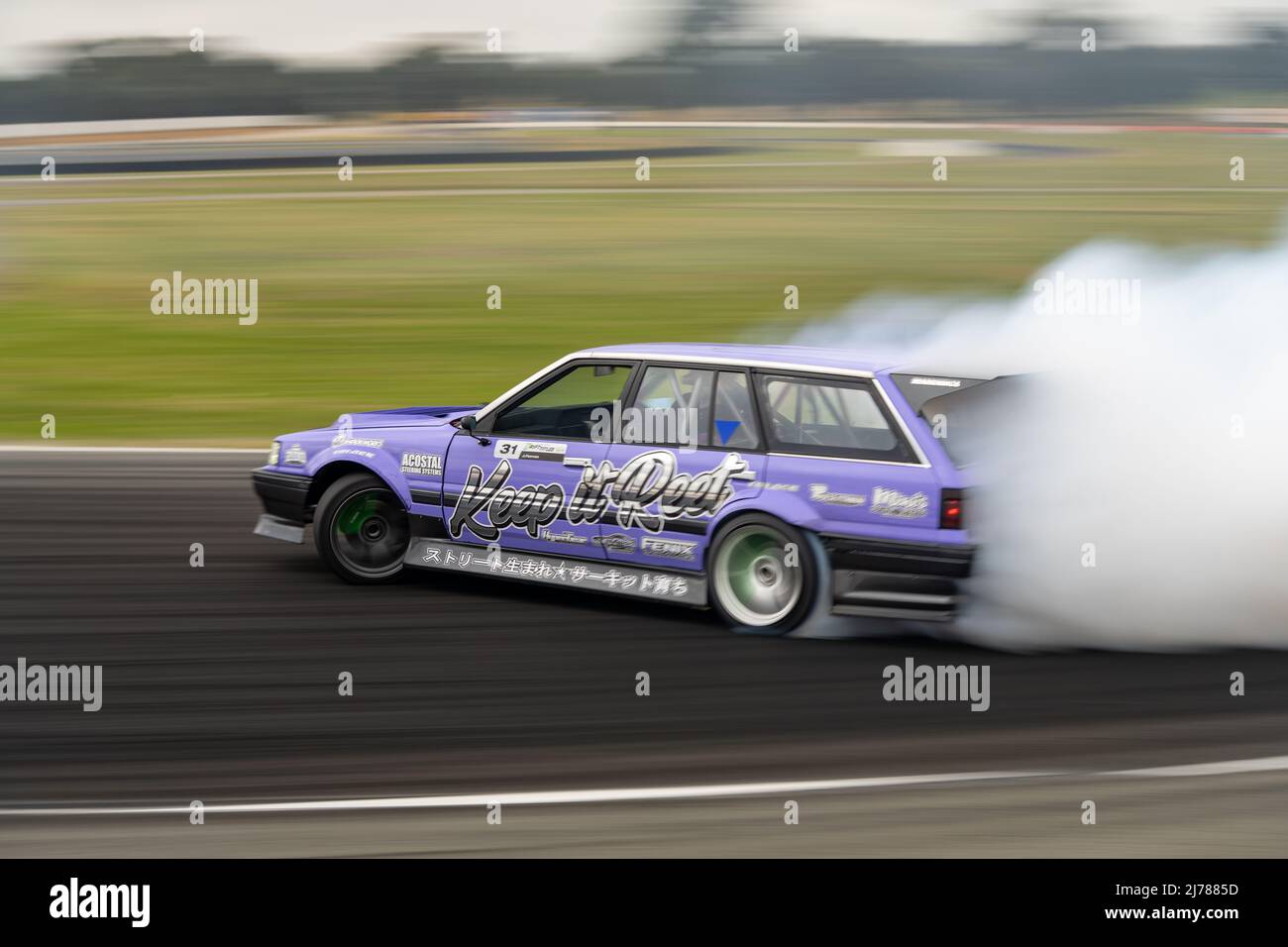 Benalla, Victoria, Australia. 7th May 2022. Jason Ferron #31 drifting round the final corner with smoke billowing from the Triace Formula R1 tyres. Credit: James Forrester/Alamy Live News Stock Photo