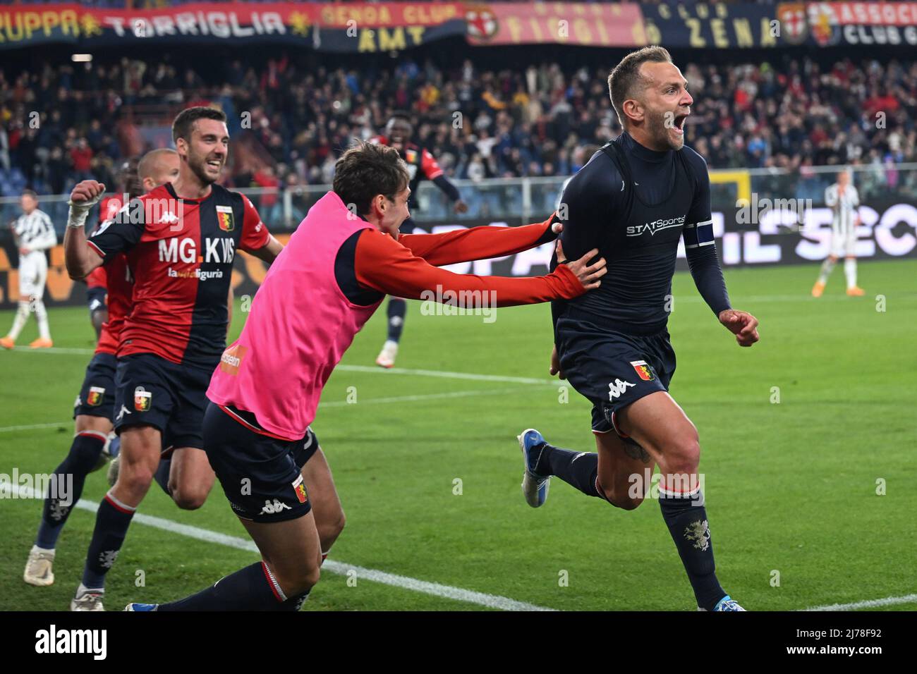 951 Genoa Cfc V Empoli Fc Serie A Photos & High Res Pictures