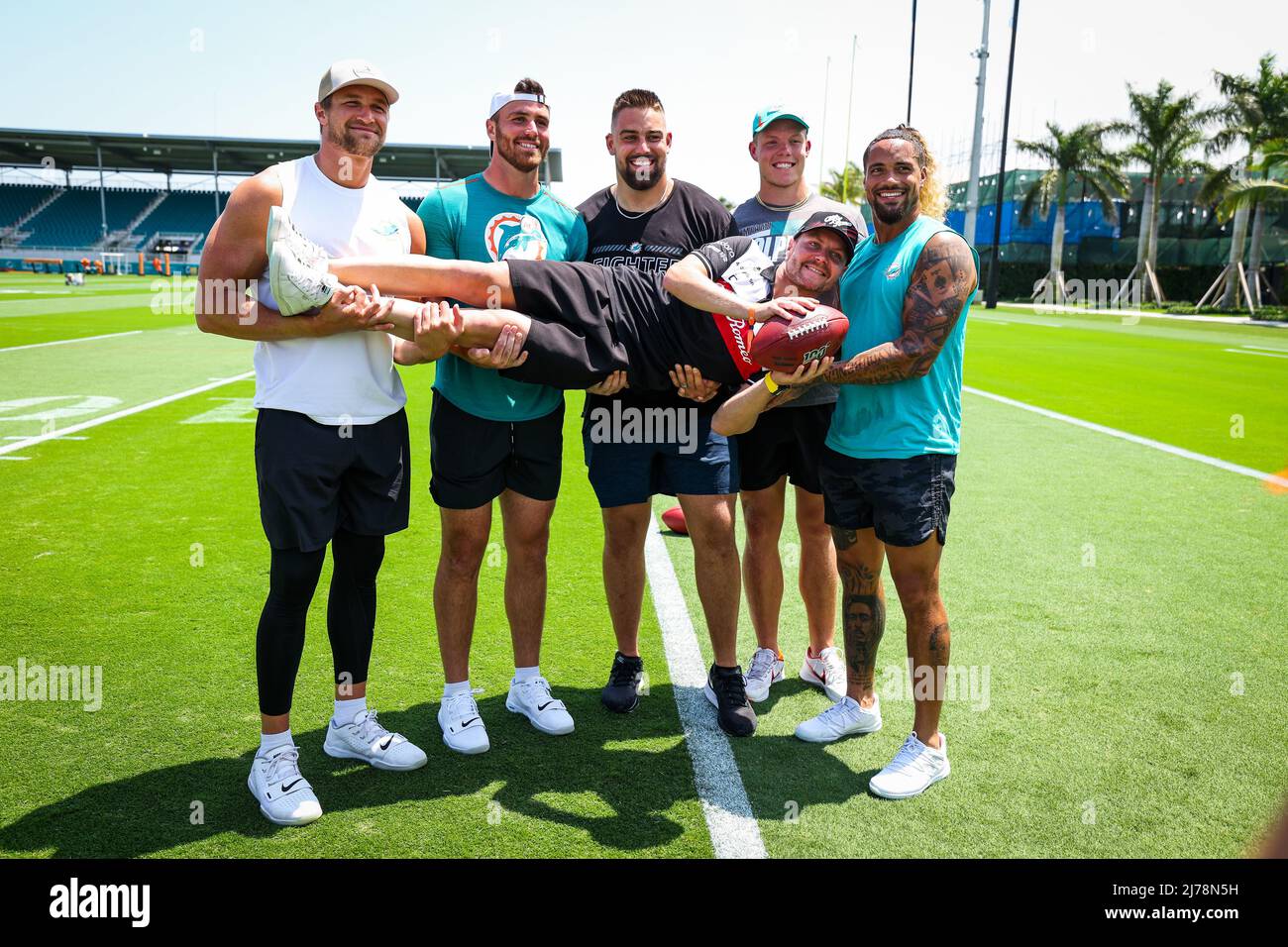 Miami dolphins 1972 hi-res stock photography and images - Alamy