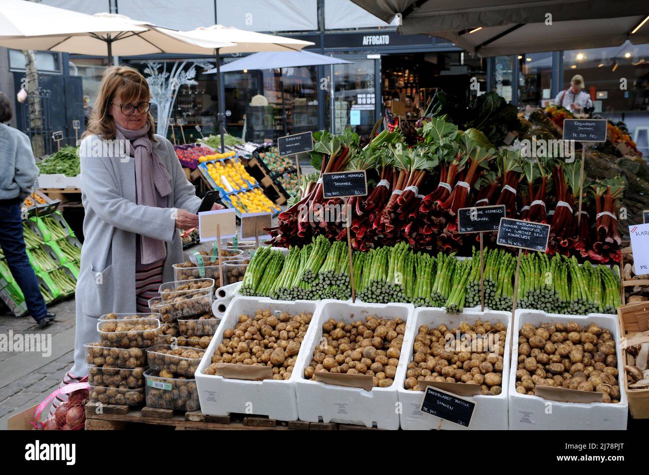Copenhagen/Denmark/.07 May 2022/.Out door fruit and vegetables hopper