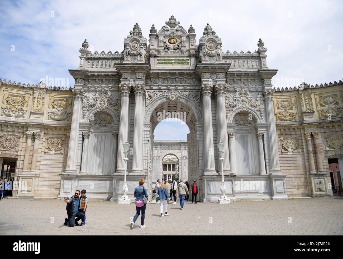 (220507) -- ISTANBUL, May 7, 2022 (Xinhua) -- People visit Dolmabahce Palace in Istanbul, Turkey, May 6, 2022. (Xinhua/Shadati) Stock Photo