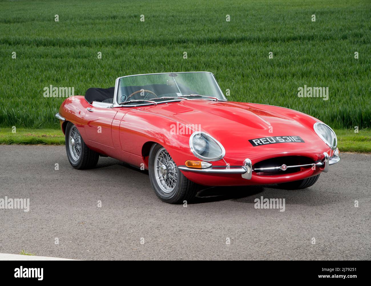 1967 jaguar e type roadster hi-res stock photography and images - Alamy