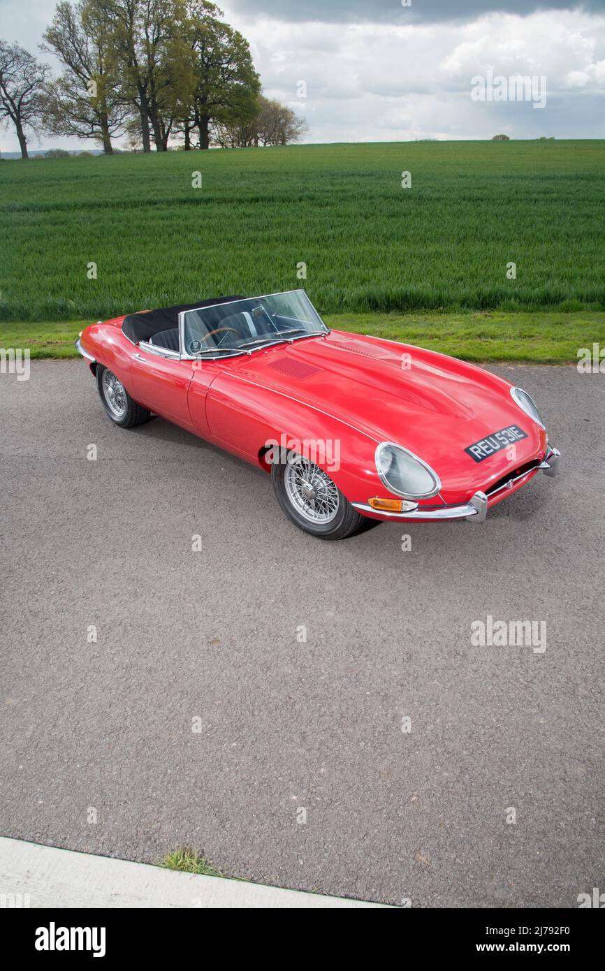 1967 jaguar e type roadster hi-res stock photography and images - Alamy