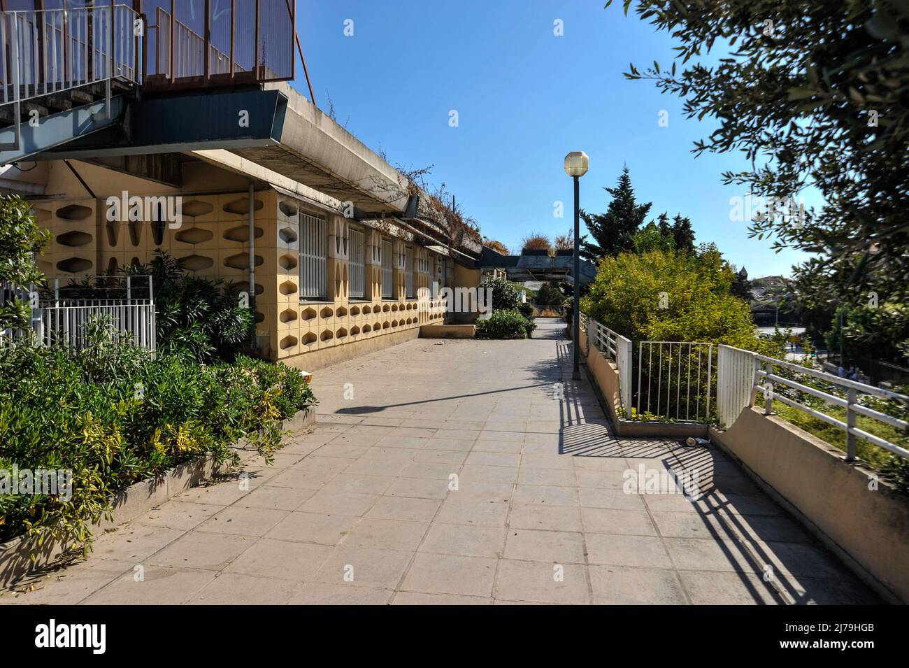 Gare routiere hi-res stock photography and images - Alamy