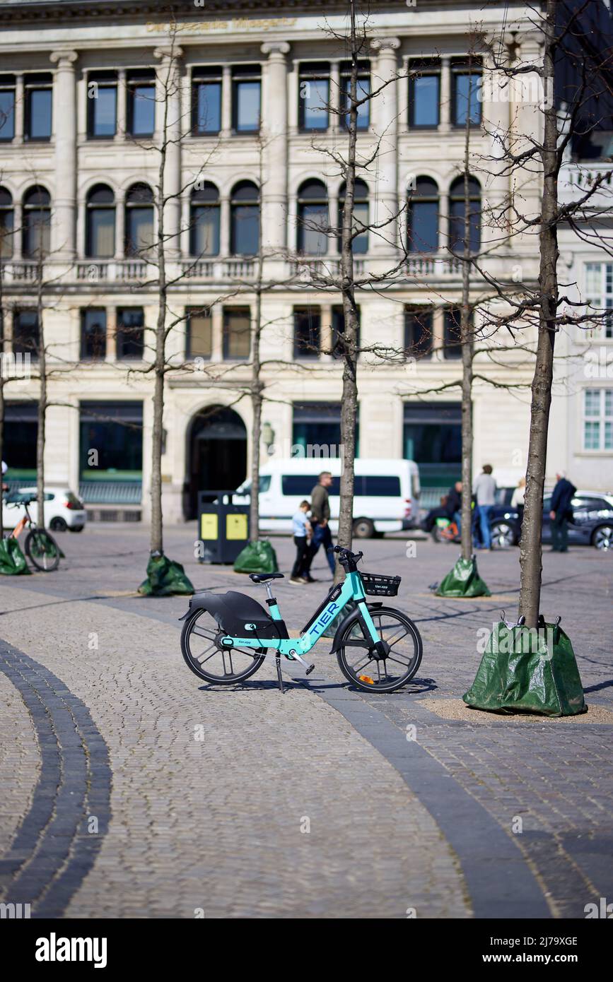 paritet Governable Bliv Tier rental e-bike, parked on Kongens Nytorv, Copenhagen, Denmark Stock  Photo - Alamy