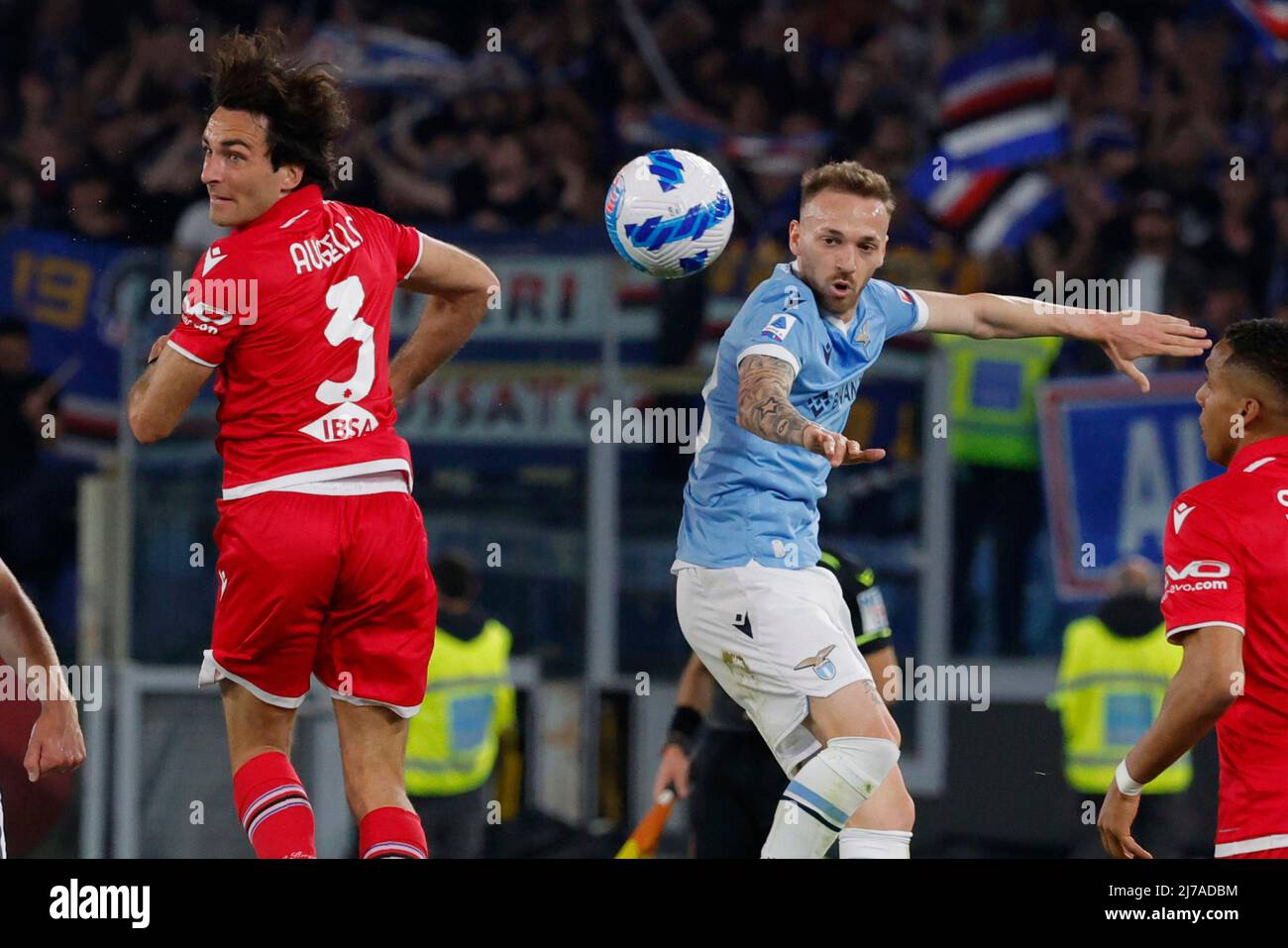 May 7, 2022, Rome, Italia: Sampdoria's Tommaso Augello (L) and Lazioâ€™s  Manuel Lazzari in action during the Italian Serie A soccer match between SS  Lazio vs UC Sampdoria at the Olimpico stadium