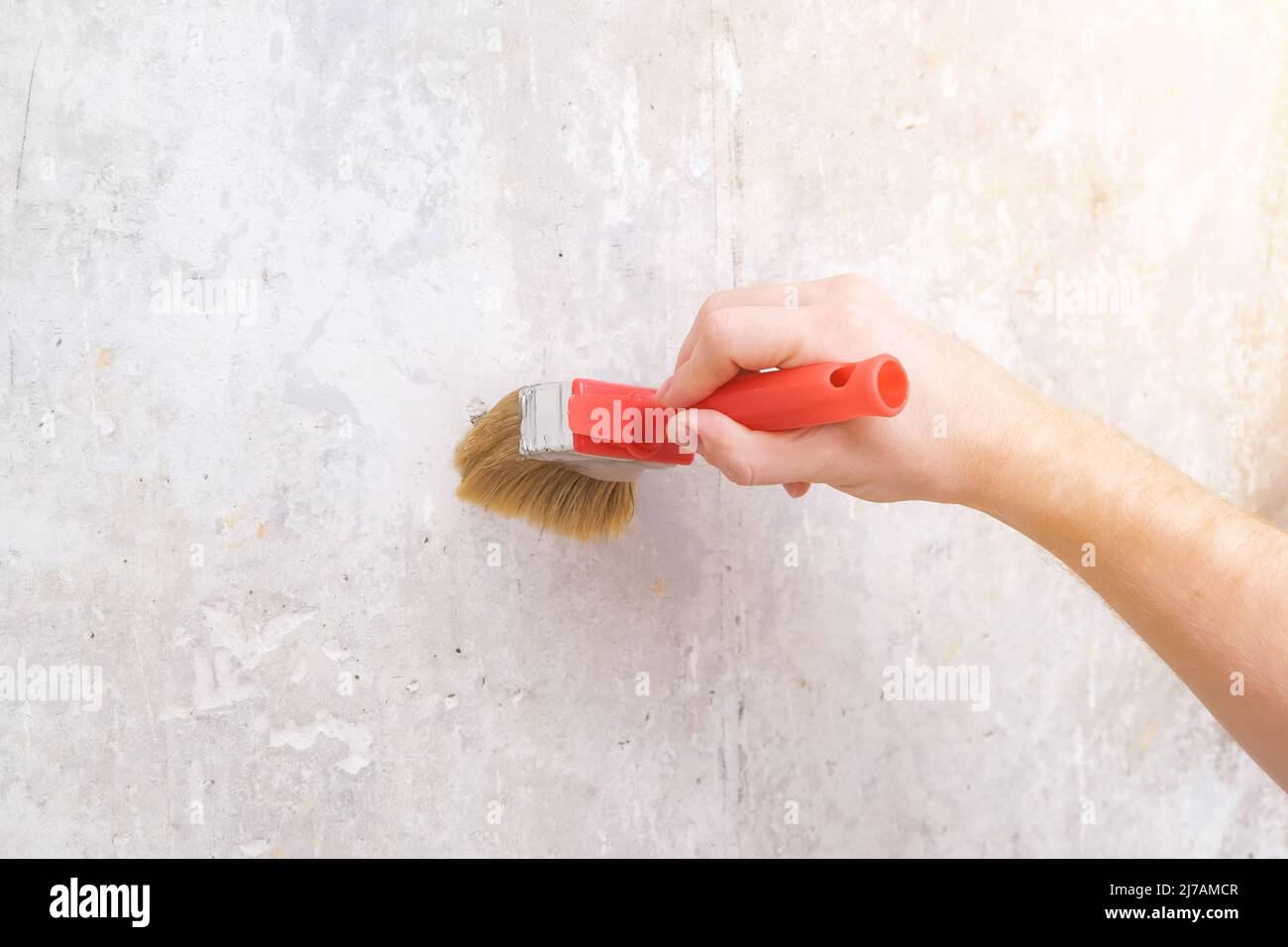 Wallpaper paste bucket hires stock photography and images Alamy