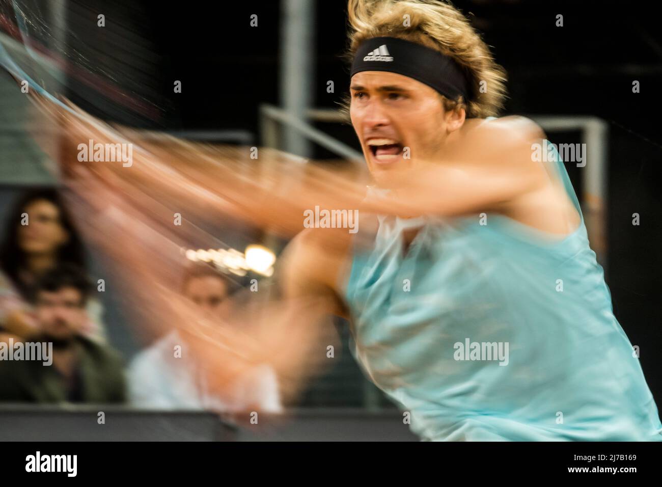 Madrid, Spain. 08th May, 2022. Madrid, . 08 Mai, 2022: ALEXANDER ZVEREV (GER) returns the ball to Stefanos Tsitsipas (GRE) at Day 10 of the Madrid Open 2022. Credit: Matthias Oesterle/Alamy Live News Stock Photo