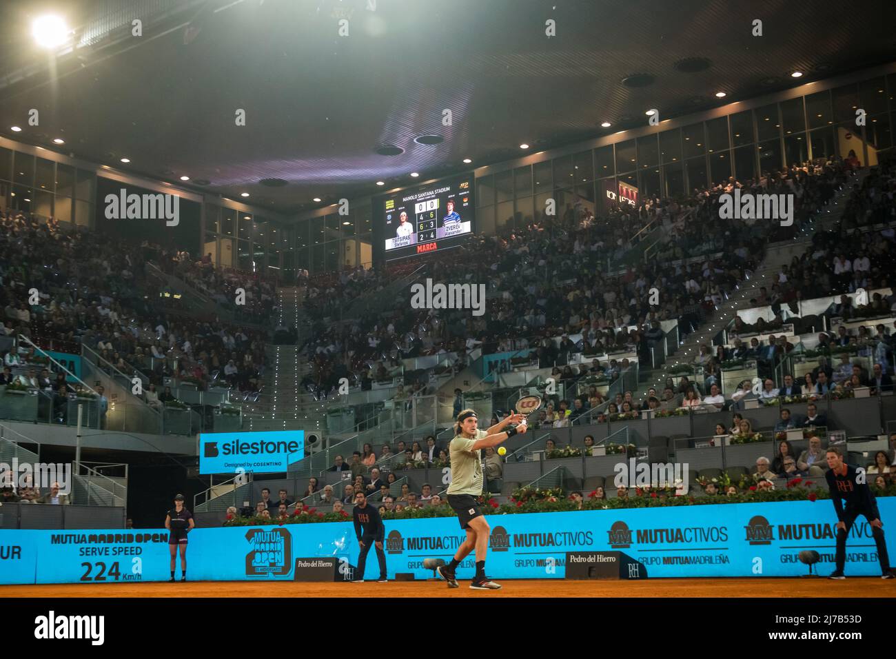 Madrid, Spain. 08th May, 2022. Madrid, . 08 Mai, 2022: STEFANOS TSITSIPAS (GRE) returns the ball to Alexander Zverev (GER) at Day 10 of the Madrid Open 2022. Credit: Matthias Oesterle/Alamy Live News Stock Photo