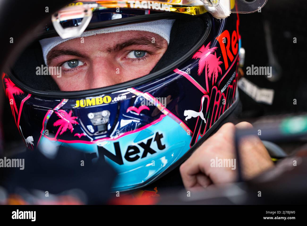 VERSTAPPEN Max (ned), Red Bull Racing RB18, portrait helmet, casque, during  the Formula 1 Crypto.com Miami Grand Prix 2022, 5th round of the 2022 FIA  Formula One World Championship, on the Miami