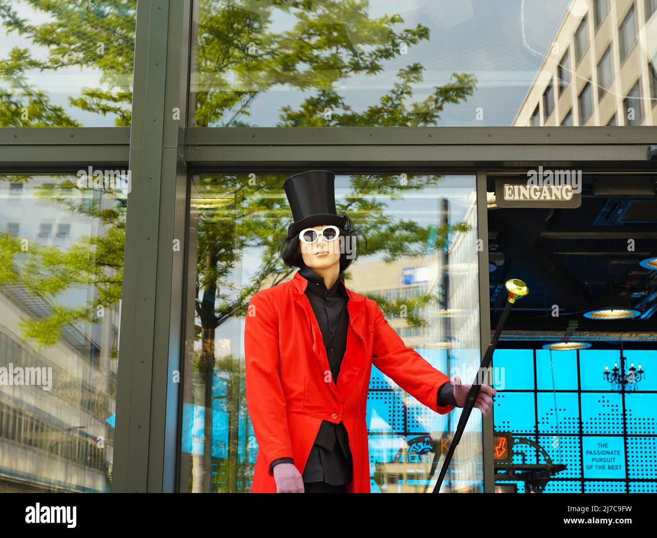 Exterior of a Nuts Factory store with decoration figure at Schadowstraße in Düsseldorf/Germany. Stock Photo