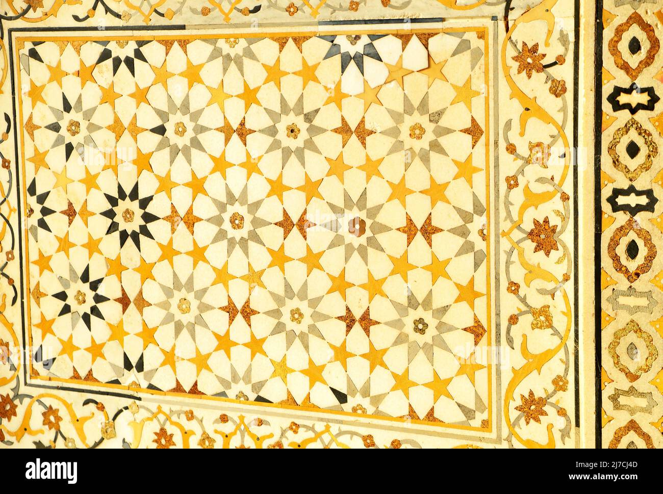 Details of marble surface with inlay in Itmad-ud-Daula Stock Photo