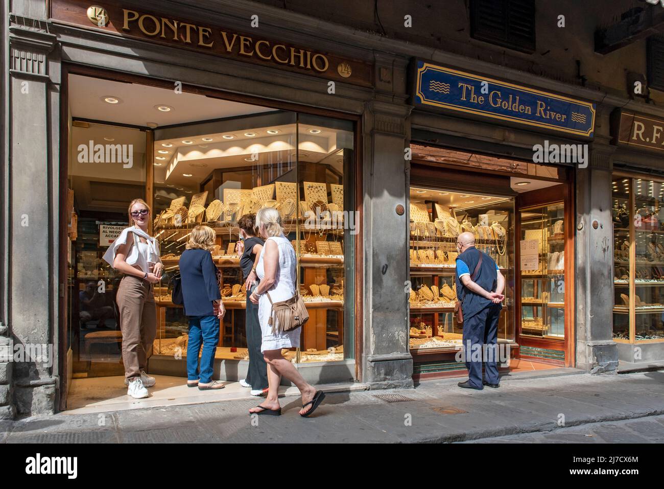 Jewelers shops, Ponte Vecchio bridge, Florence, Tuscany, Italy Stock Photo