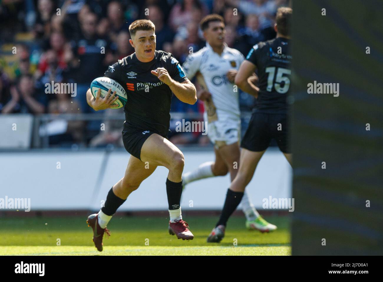 Swansea, UK. 8 May, 2022. Reuben Morgan-Williams of Ospreys runs in to score a try during the Ospreys v Dragons United Rugby Championship Match. Credit: Gruffydd ThomasAlamy Stock Photo