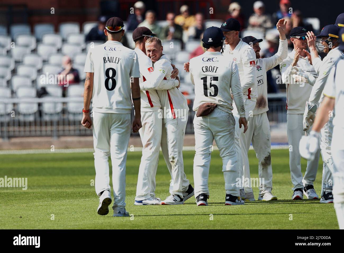 8th May 2022,  Emirates Old Trafford, Manchester, England: LV = County Cricket championship, Lancashire versus Warwickshire: Lancashire celebrate after Matt Parkinson has Will Rhodes of Warwickshire caught by Keaton Jennings Stock Photo