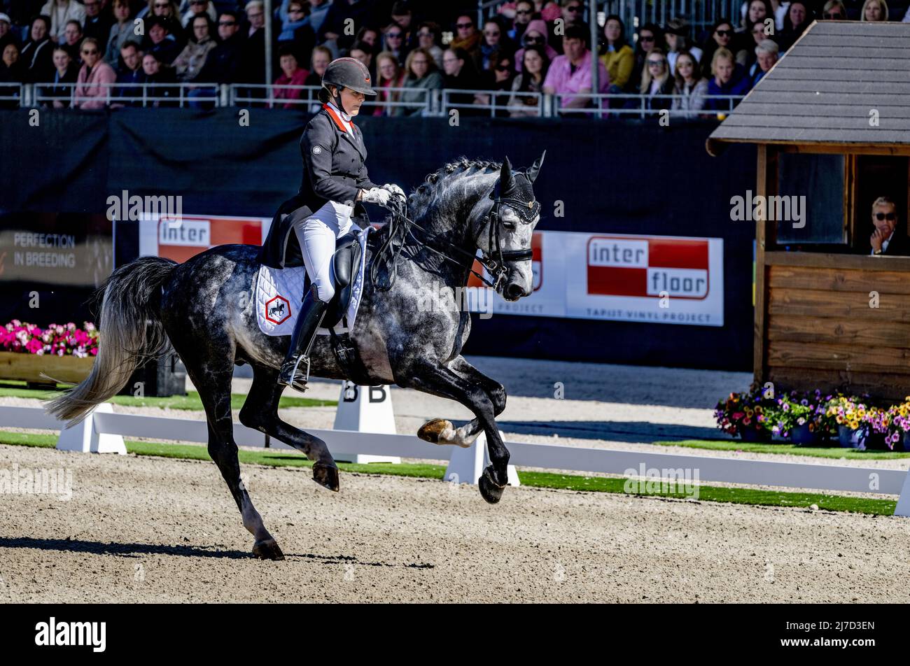 2022-05-08 16:30:18 ERMELO - Thamar Zweistra finished second with Hexagon's Ich Weiss during the Dutch Dressage Championship. ANP ROBIN UTRECHT netherlands out - belgium out Stock Photo