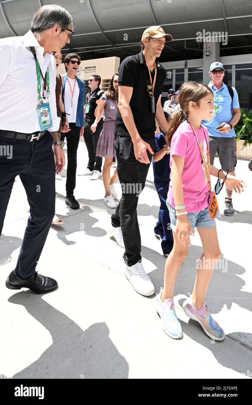 8th May 2022; Miami, Florida, USA;  Ashton Kutcher and Mila Kunos (Rear) tour the paddock with their children prior to the start of the Formula 1 CRYPTO.COM Miami Grand Prix Stock Photo