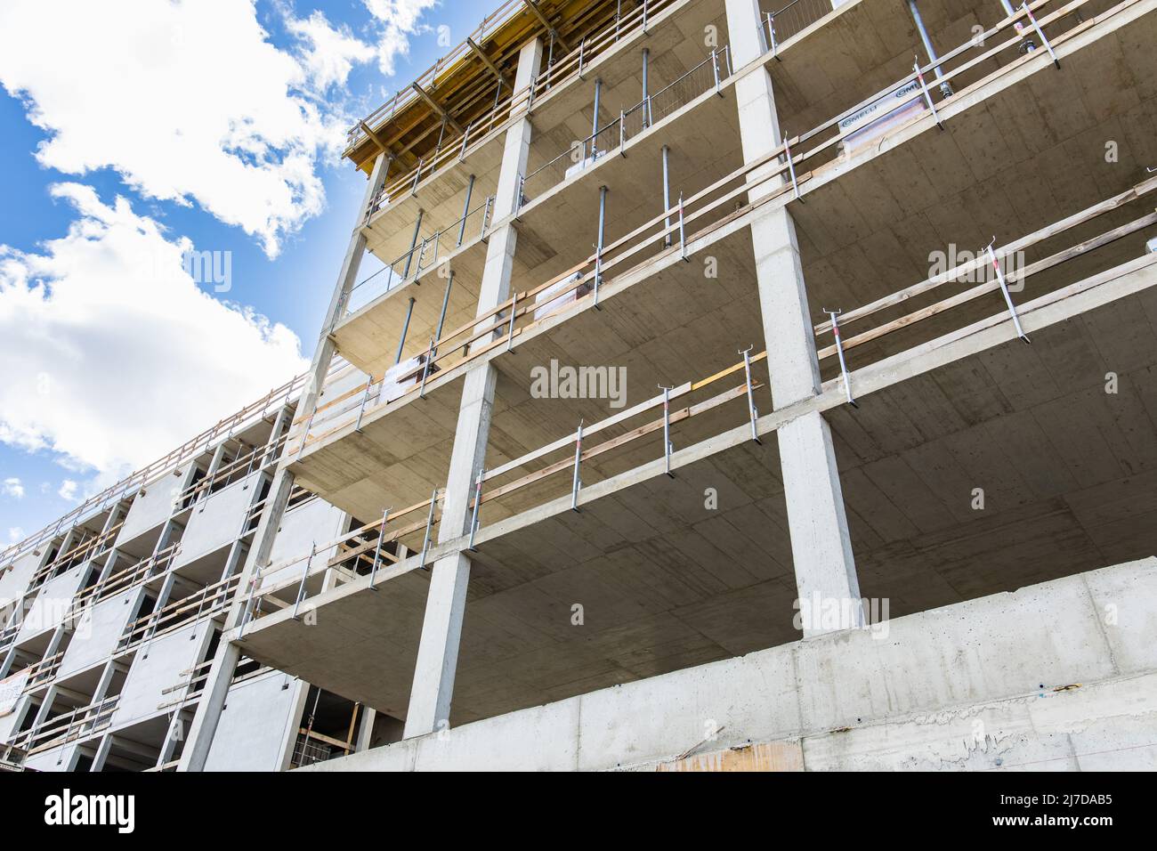 Apartment building under construction with several elevations in Graz