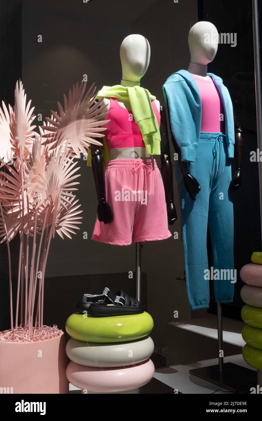 The UGG Store on Fifth Avenue Features Bright Spring Fashions, 2022, NYC, USA Stock Photo