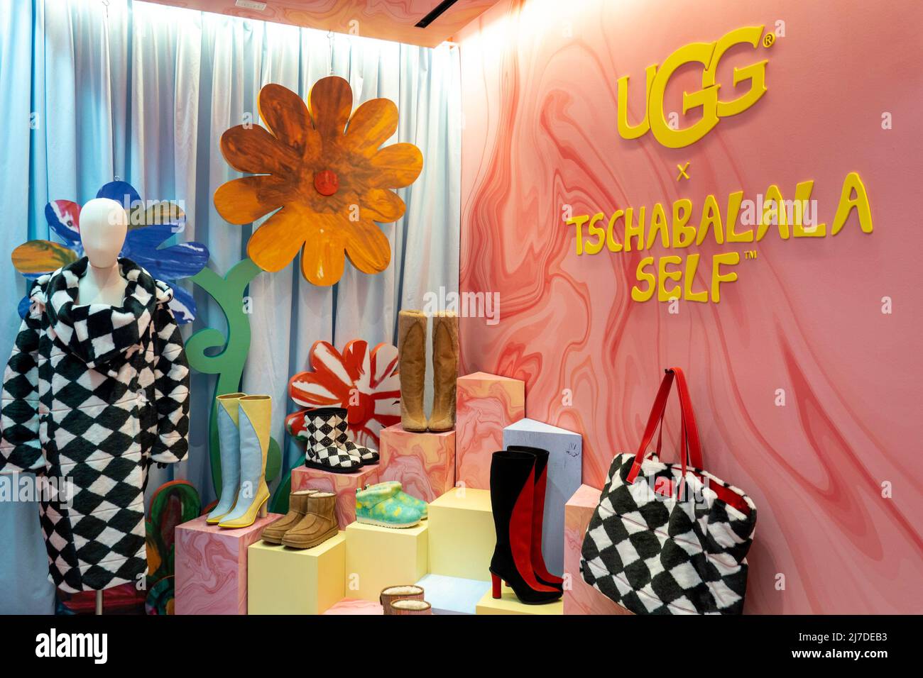 The UGG Store on Fifth Avenue Features Bright Spring Fashions, 2022, NYC, USA Stock Photo