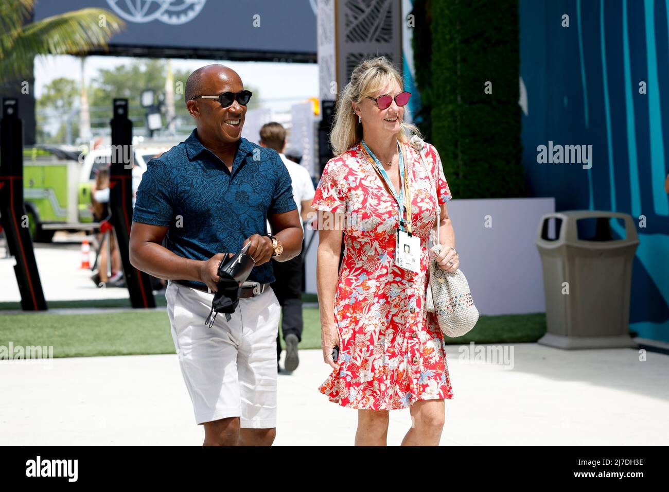 Anthony Hamilton, father of #44 Lewis Hamilton (GBR, Mercedes-AMG Petronas F1 Team), with Linda Hamilton, F1 Grand Prix of Miami at Miami International Autodrome on May 8, 2022 in Miami, United States of America. (Photo by HIGH TWO) Stock Photo