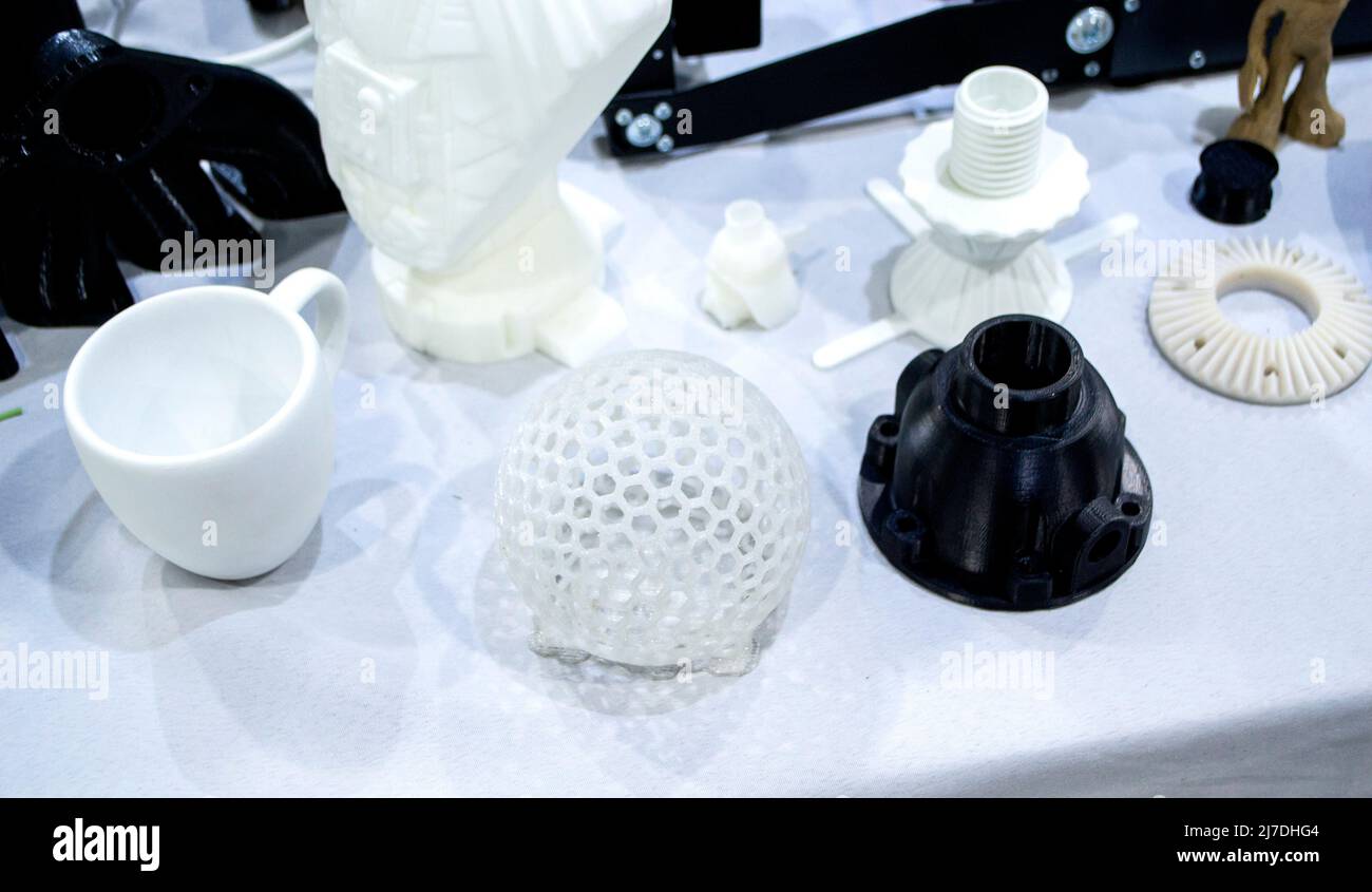 Models printed on 3D printer. Many objects printed on 3D printer made ...
