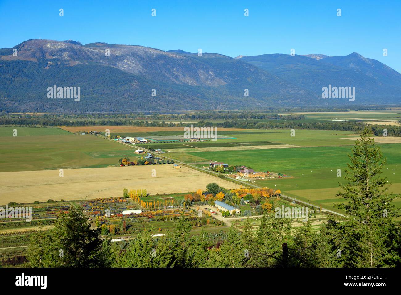 Canada british columbia creston mountain hires stock photography and images Alamy