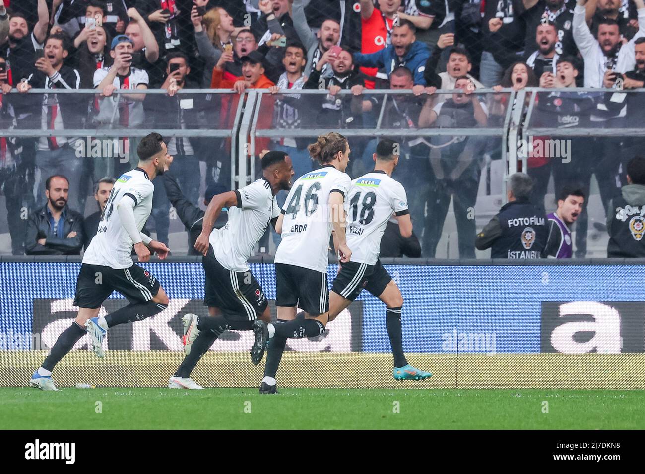 ISTANBUL, TURKEY - MAY 8: Emirhan İlkhan of Besiktas JK and Ferdi Kadıoglu  of Fenerbahce SK battle for possession during the Turkish Super Lig match  between Besiktas JK and Fenerbahce SK at