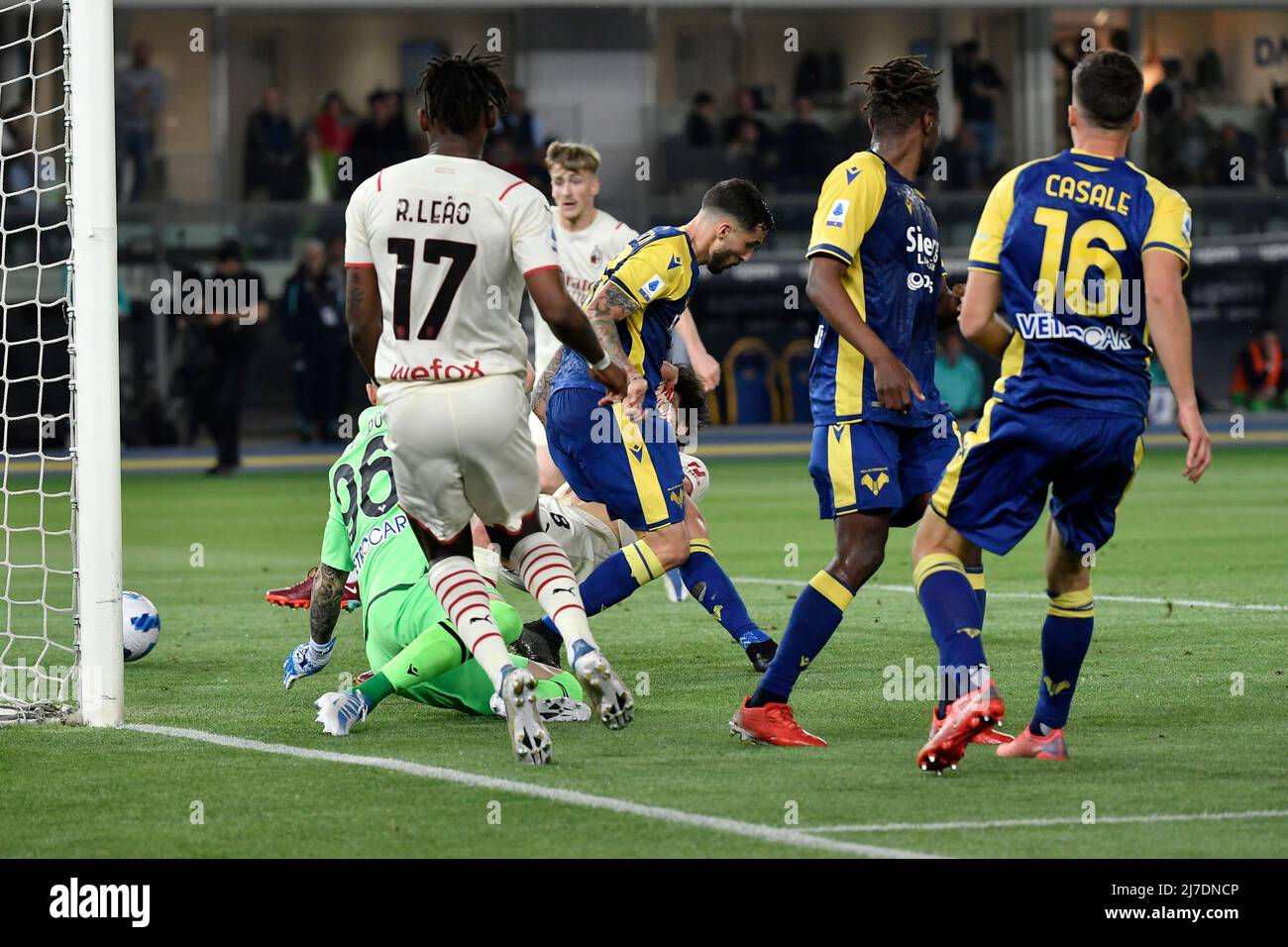 Verona (Italy), May 8th, 2022. Sandro Tonali of AC Milan scores the