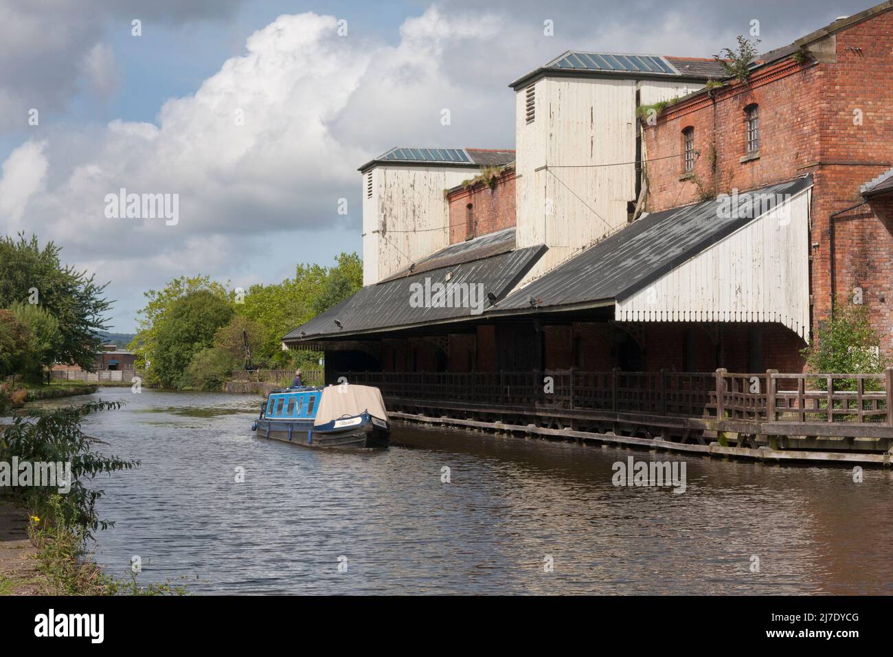 old warehouses on the Leeds-Liverpool canal at Wigan Pier, Lancashire Stock Photo